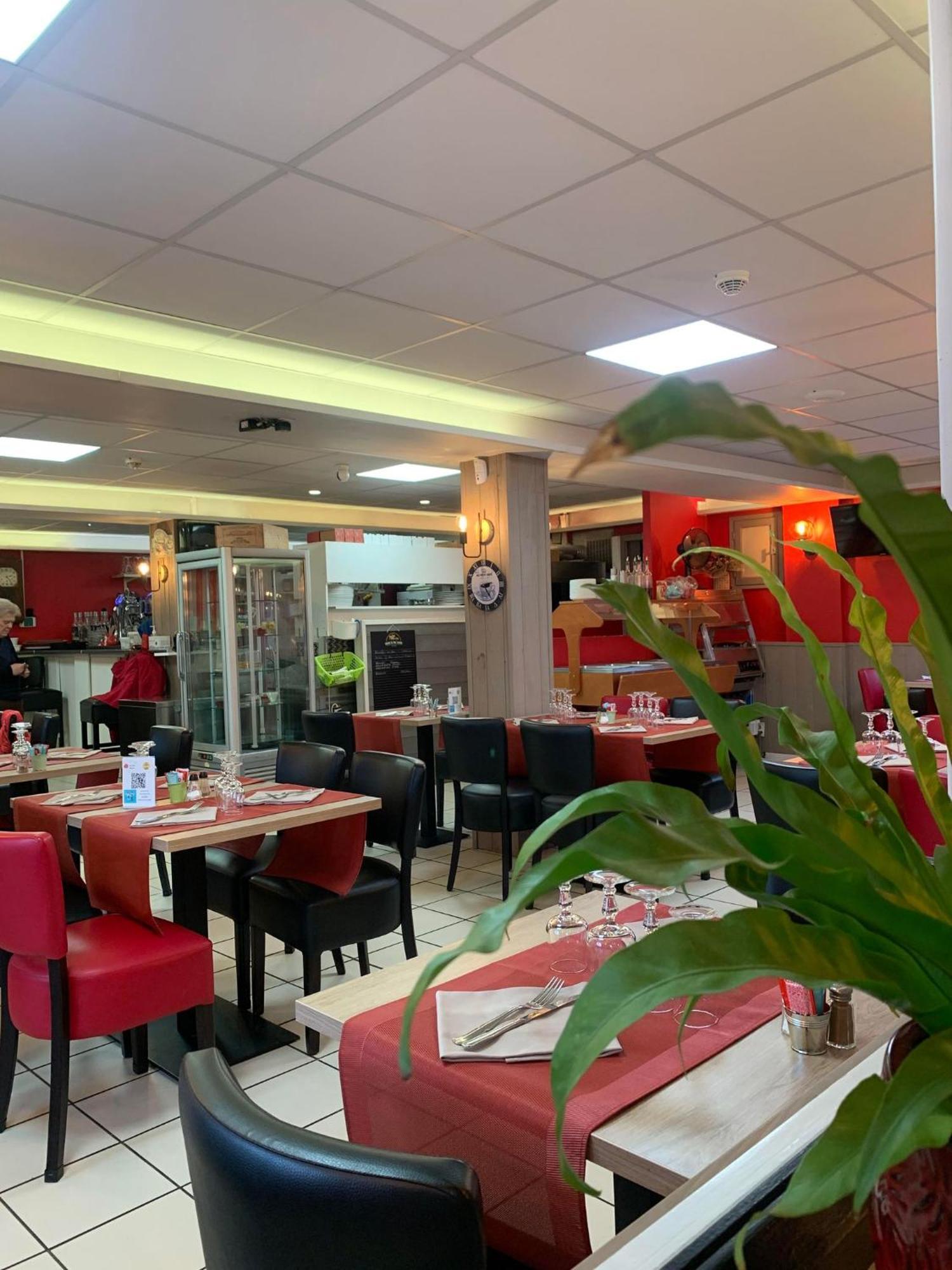 فندق Au Petit Bonheur لا ترانش سور مير المظهر الخارجي الصورة