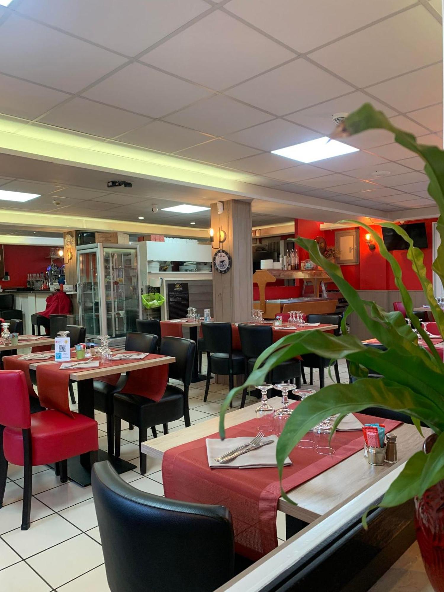فندق Au Petit Bonheur لا ترانش سور مير المظهر الخارجي الصورة